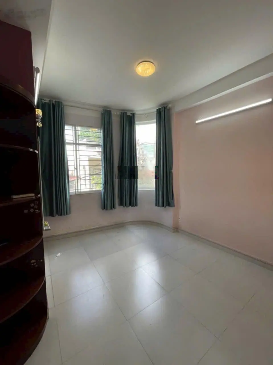 Bán nhà P13, Q10 DT sàn 95,6m2 DT 3,35 m2 x 9m2, nở hậu 4,2m 1 trệt, 2 lầu, 4PN 3WC, giá 5.5 tỷ sổ