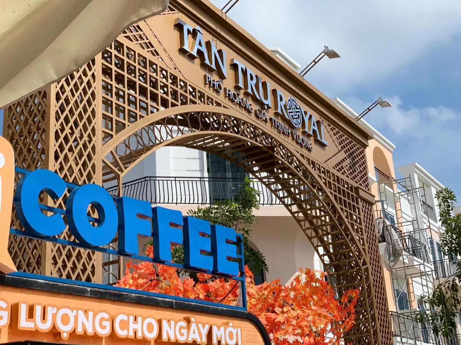 Bán shophouse đẹp xuất sắc tại Sài Gòn Town, 2,7 tỷ, 62m2