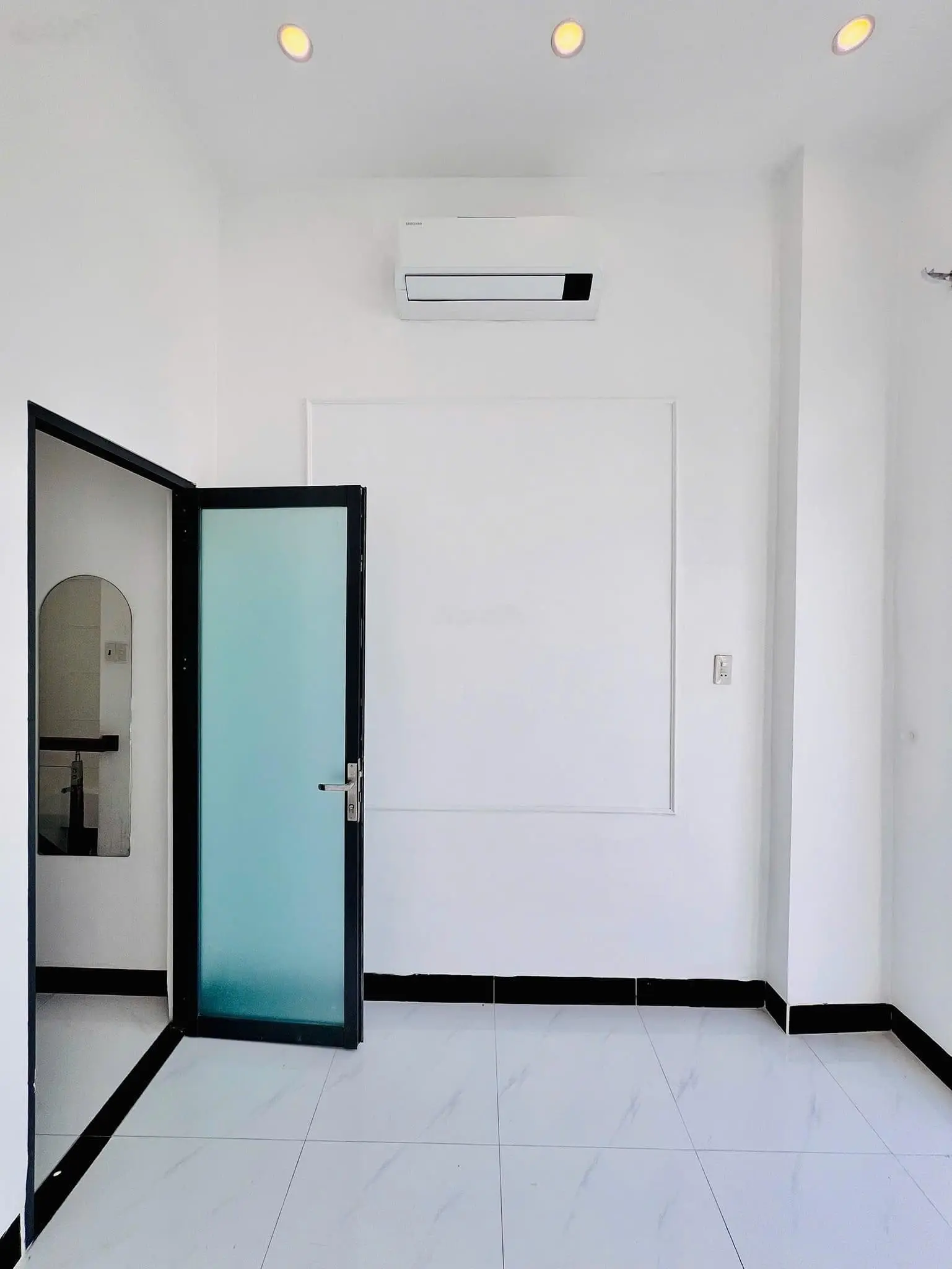 Nhà Phố tại Đỗ Xuân Hợp, Quận 9, 3,15 tỷ, 60m2 , 2PN, 2WC, Đường Oto, Cho Thuê Kinh Doanh Sầm Uất.
