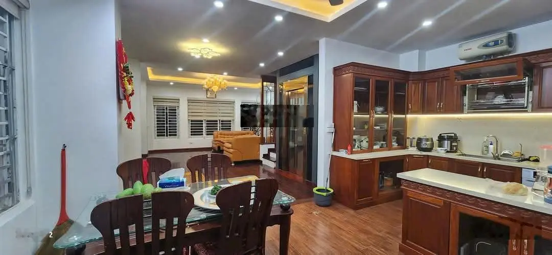 Đẹp hiếm thấy! Bán nhà Trung Kính, phân lô, ô tô tránh, 2 thoáng, nội thất 3 tỷ, dân xây, 78m2, 6T