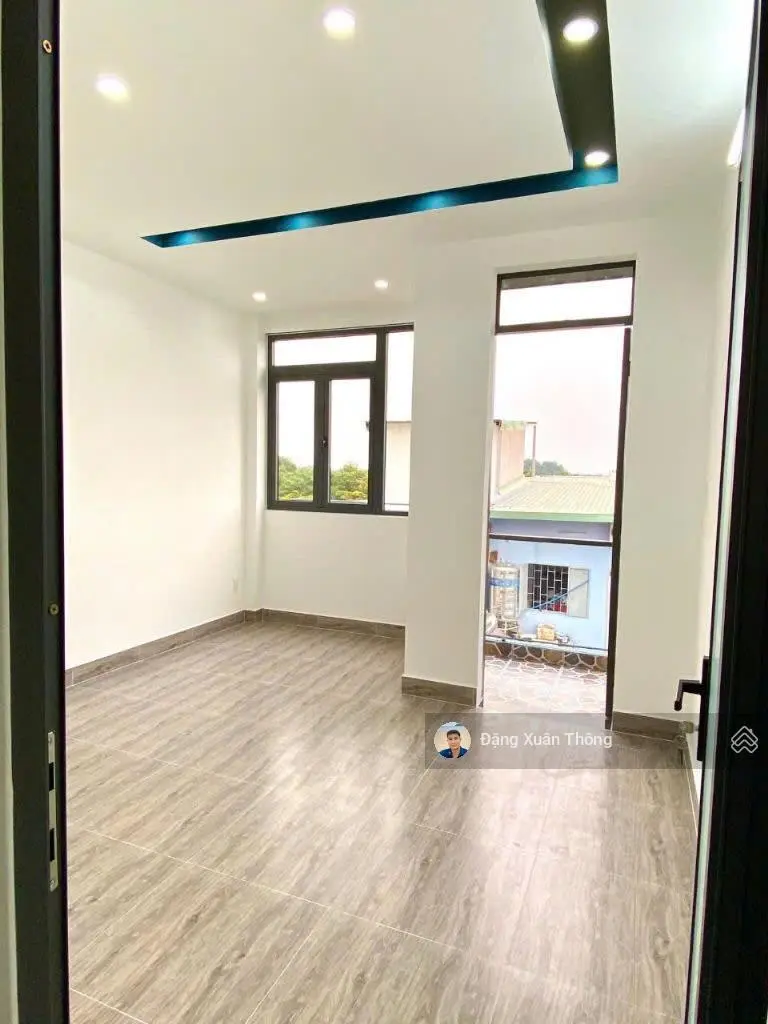 Bán nhà 1 trệt 3 lầu Lò Lu, Quận 9. Diện tích sử dụng 145m2, 4 PN 4WC, sân thượng, giá 5,27 tỷ TL