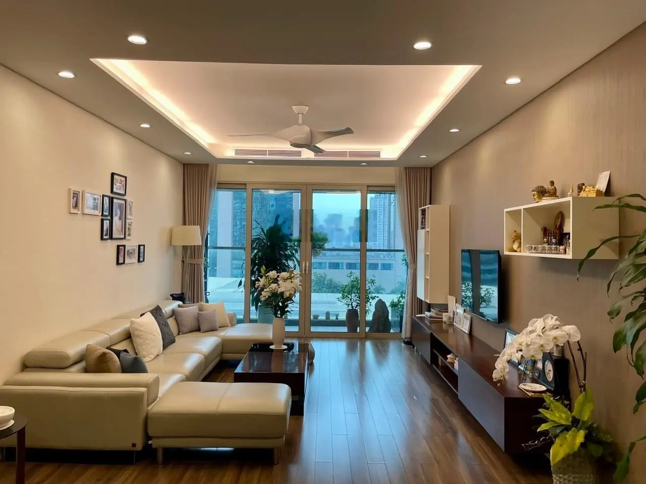 Chính chủ bán căn 3PN DT 78m2 chung cư Thanh Xuân Building Lê Văn Thiêm, giá 5.8 tỷ, LH: 0932392256