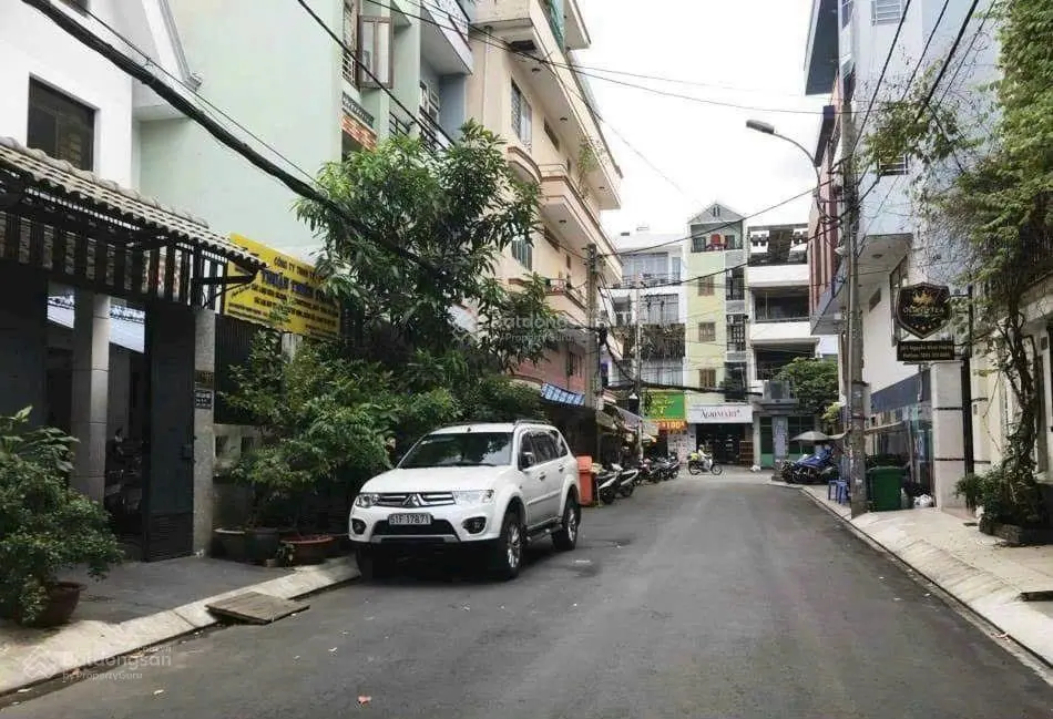 Bán nhà 2MT khu cư xá Đô Thành Q3 dt: 3.1m x 11m 2 lầu đang cho thuê 17 triệu/tháng giá bán 7 tỷ 9.
