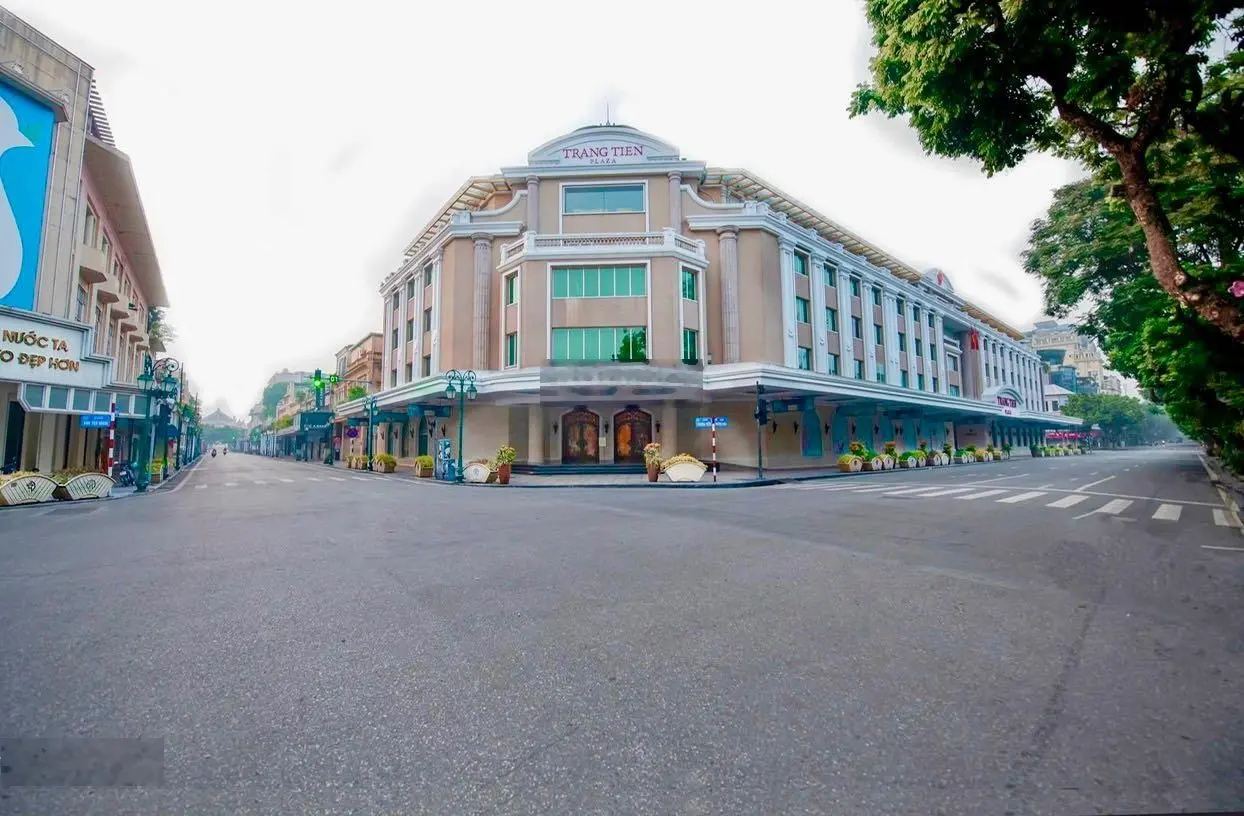 Cần bán nhà phố Hàm Long, Hoàn Kiếm. DT sổ 50m2 x MT 4m. Ngõ rộng 4,5m - Nhà cách MP đúng 30m