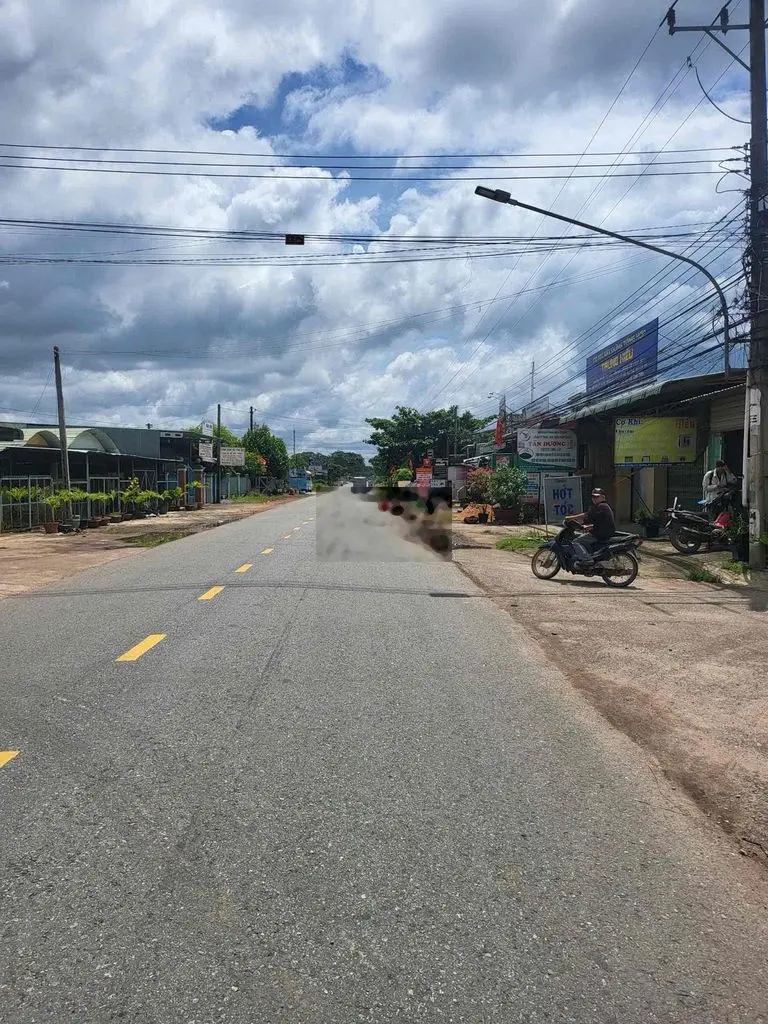 đất lớn mặt tiền đường nhựa tại Khánh bình Tân Uyên