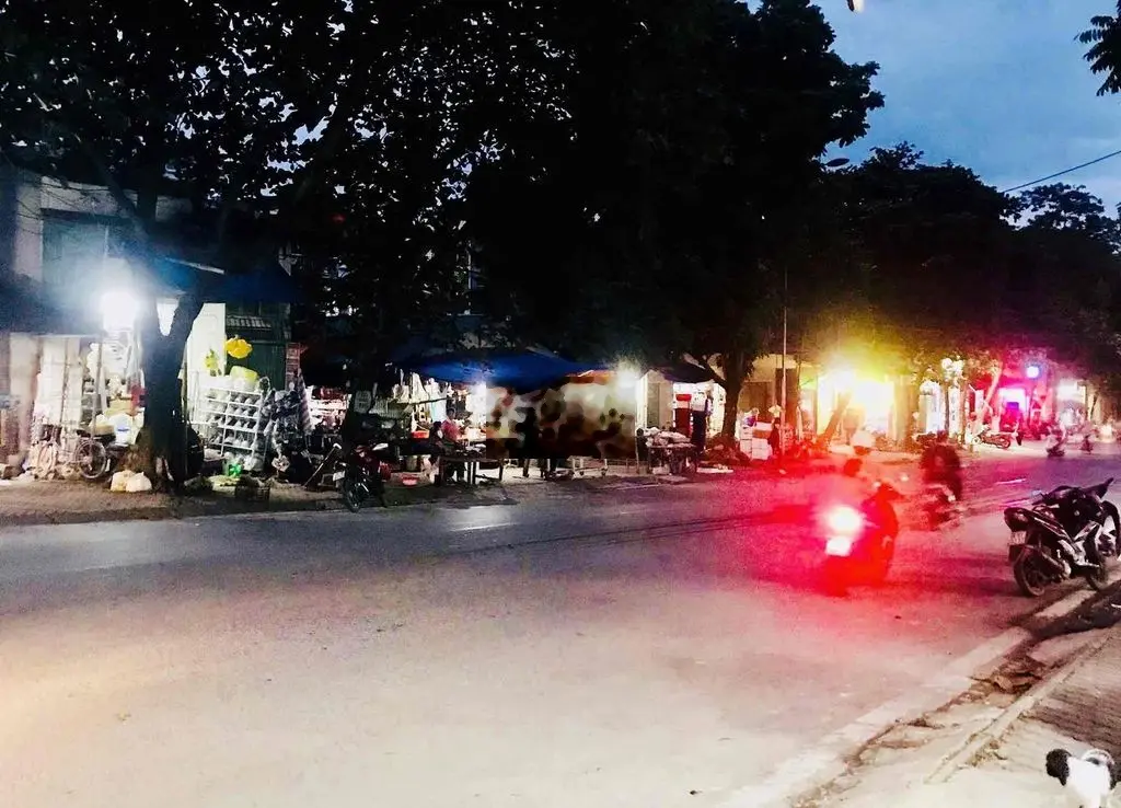 MÌNH CẦN BÁN CĂN NHÀ MẶT PHỐ