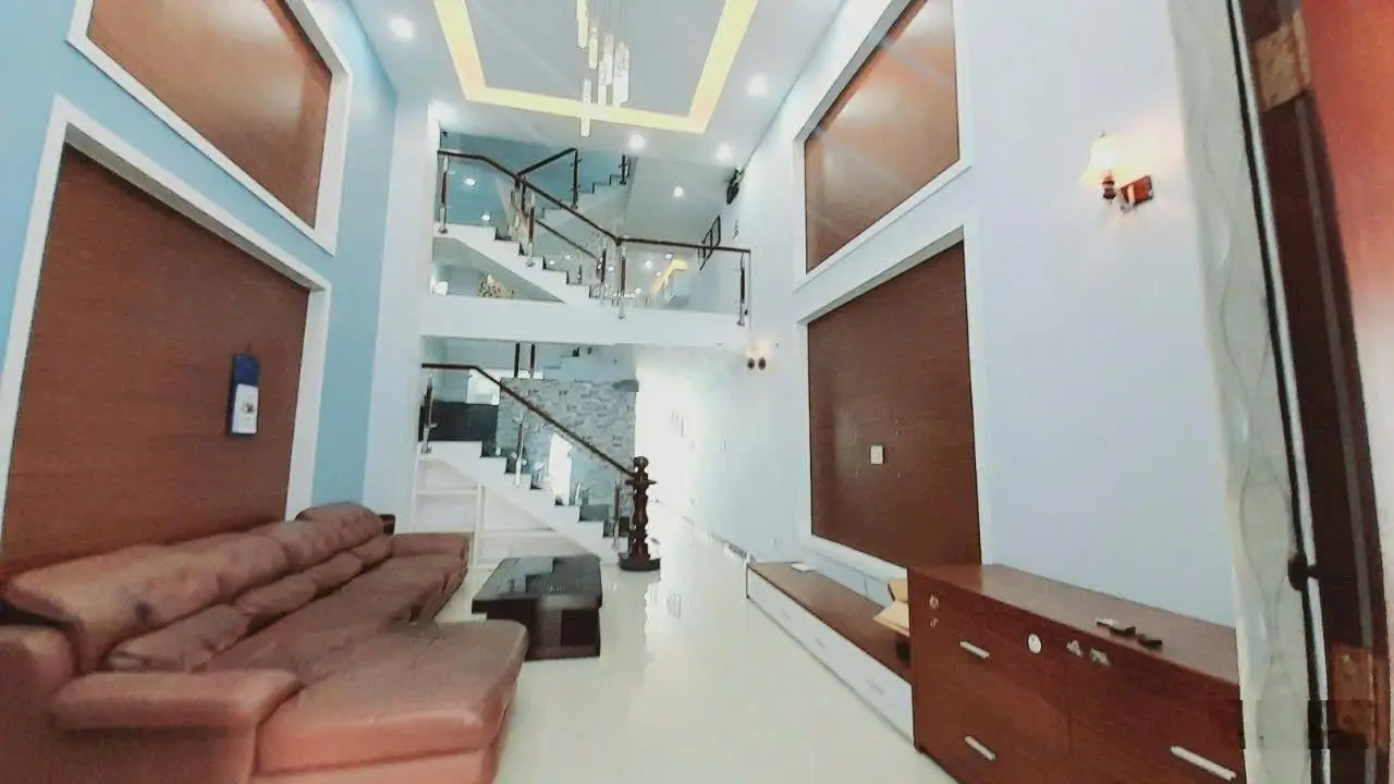 Bán nhà 5 tầng 4,5x20m2 khu víp ven sông Hiệp Bình Chánh, Thủ Đức