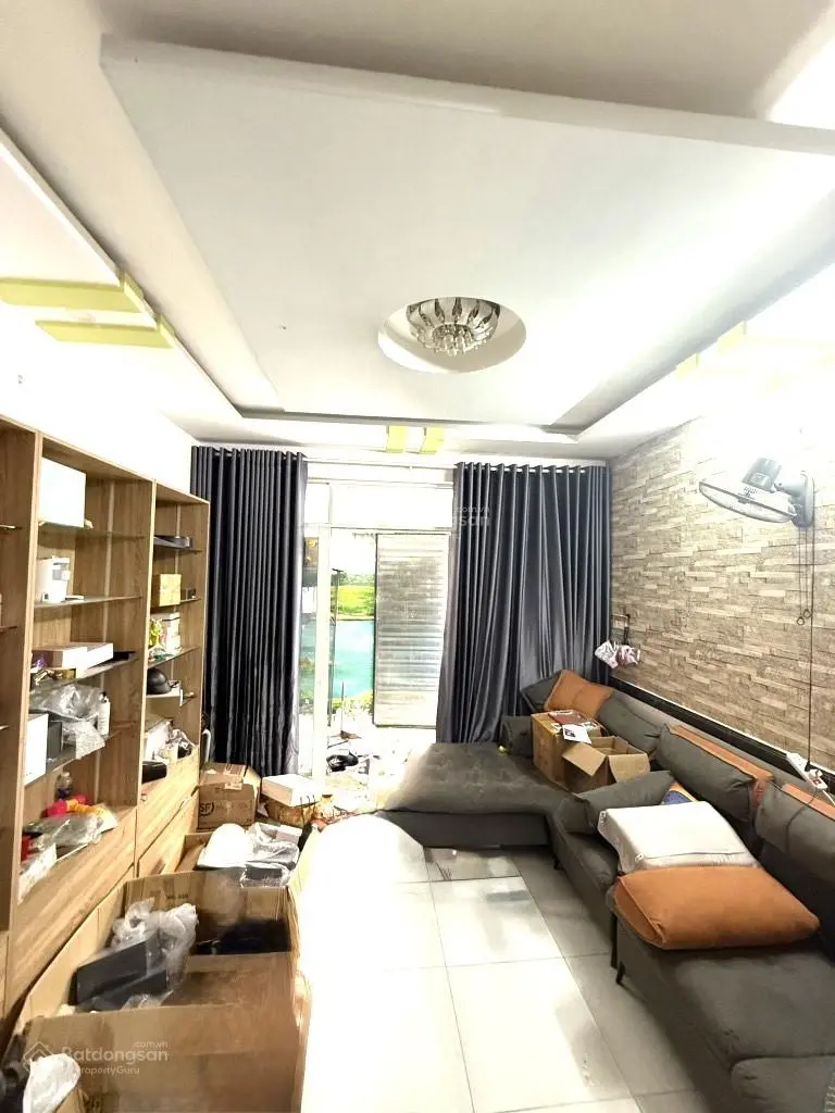 Kiếm đâu ra căn thư 2 -nhà đẹp 2 tầng huỳnh văn nghệ- tân bình- dt 43m2- tặng nội thất - chỉ 3.x tỷ