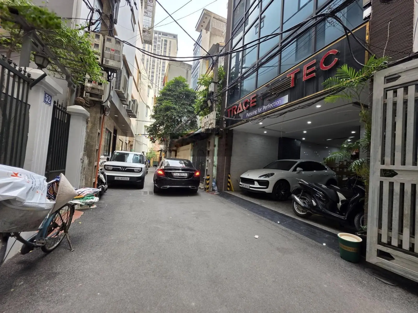 Bán nhà phân lô rẻ nhất Trung Kính, 32 tỷ, 105m2, - ô tô tránh - 2 thoáng trước sau view đẹp