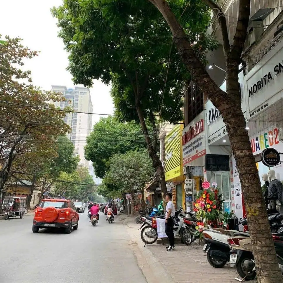Mặt phố 16.8 tỷ, DT sổ 48m2, MT 3.4m, 4 tầng, Vỉa hè đá bóng, TÔ HIỆU, HÀ ĐÔNG