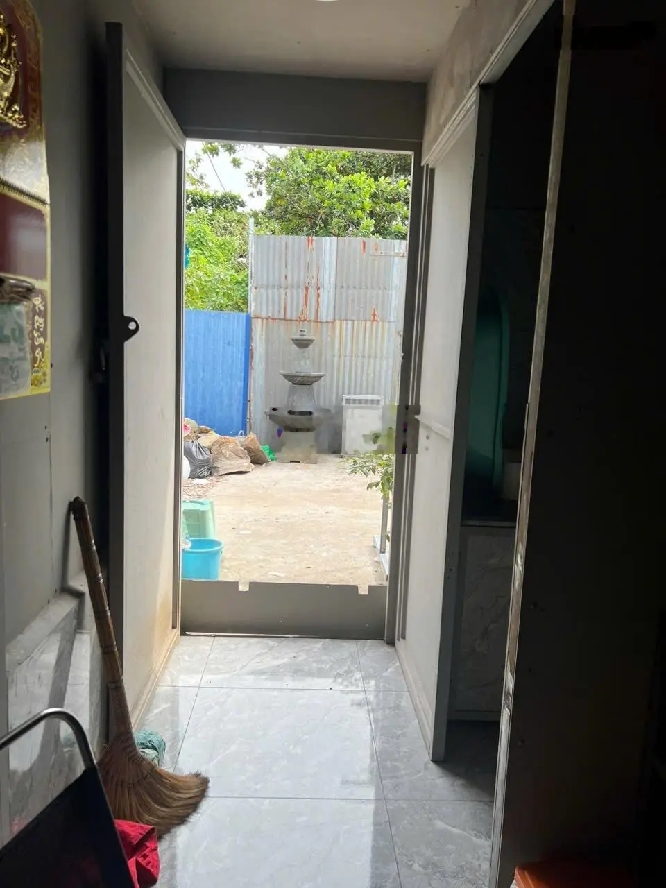 Bán nhà 2 mặt tiền kinh doanh tốt giá chỉ 2,2 tỷ
