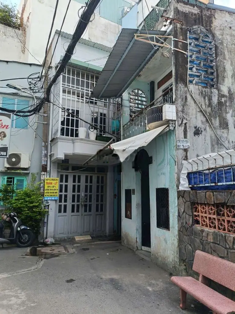 Cần bán gấp nhà một sec Phan Văn Trị p5 Q Gò vấp,DT4*13 ngănsẵn 3 căn