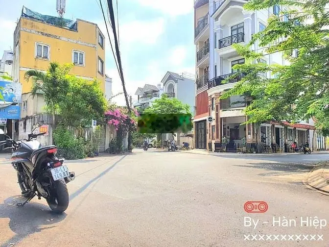 Bán nhà mặt tiền hẻm lớn Trương Văn Thành. Hiệp Phú , Q9. 9 tỷ 2