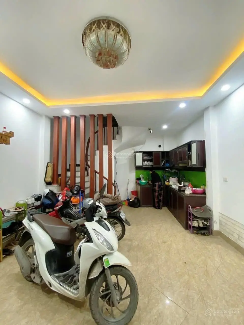 Bán nhà Hạ Đình, Thanh Xuân 35m2, 5 tầng, mặt nhõ thông, nhà mới đẹp,dân trí cao, Giá 6.45 tỷ