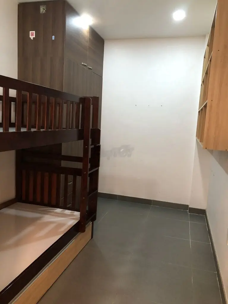 Bán gấp căn hộ Lotus Garden, 64m2(2PN) đầy đủ nội thất. Giá 2 tỷ 650