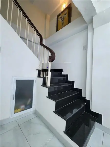 Hàng HOT! MT KHỦNG Huỳnh Văn Bánh PN - Vị trí siêu Hot- KD Cực Đỉnh - 50m2 - 5 tầng - Chỉ 16.5 tỷ