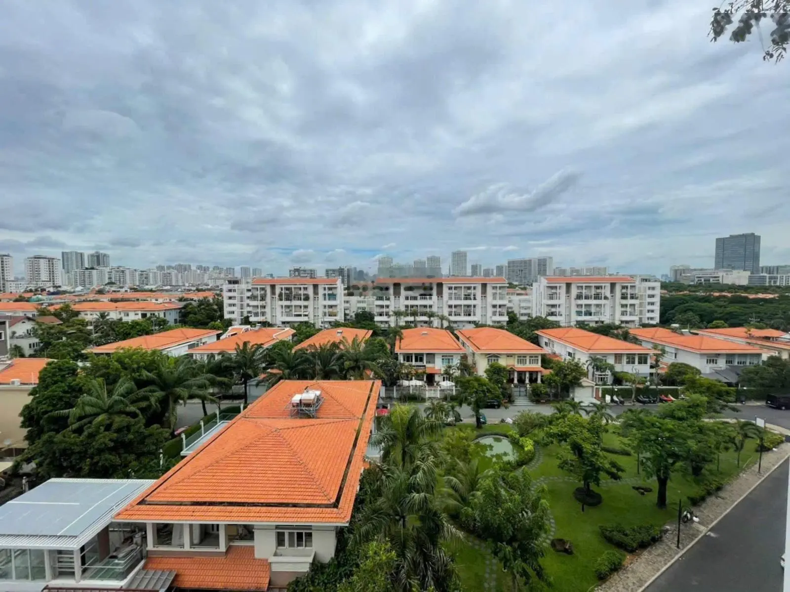 Căn hộ Phú Mỹ Hưng đẹp xuất sắc, new 100%, view đẹp, xách vali vào ở ngay