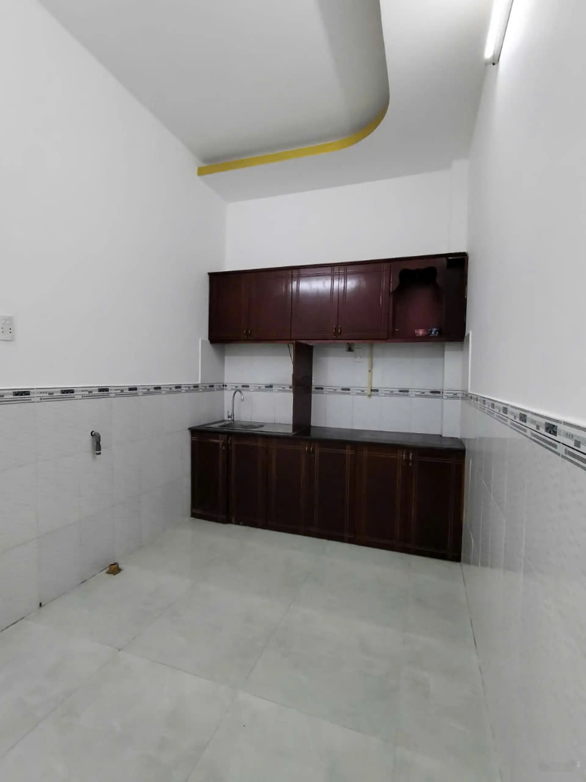 Cần bán nhanh nhà trung tâm TT Cần Giuộc, Long An, tiện ích đầy đủ
