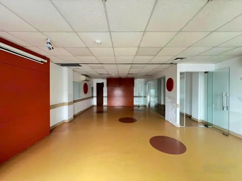 Bán nhà mặt phố Xuân Diệu - Tây Hồ, 8 tầng thang máy, cho thuê 6000usd/th, DT 140m2, MT 8m, 81 tỷ