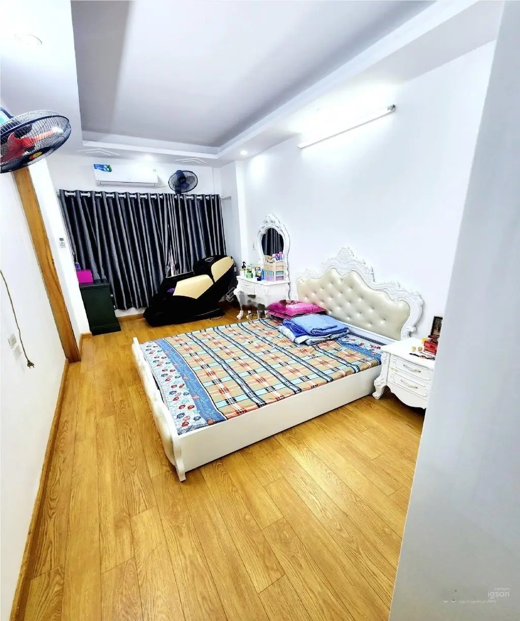Bán nhà riêng! Tam Trinh 33m-Gần ô tô-Full nội thất-Nhỉnh 6 tỷ