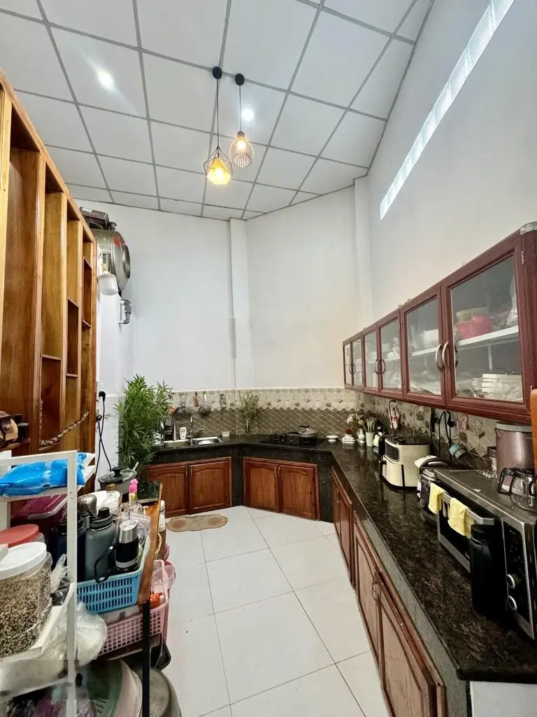 Bán gấp nhà cấp 4 sân vườn, đường Song Hành, Hóc Môn, Diện tích 191m2, Giá 4,850 tỷ