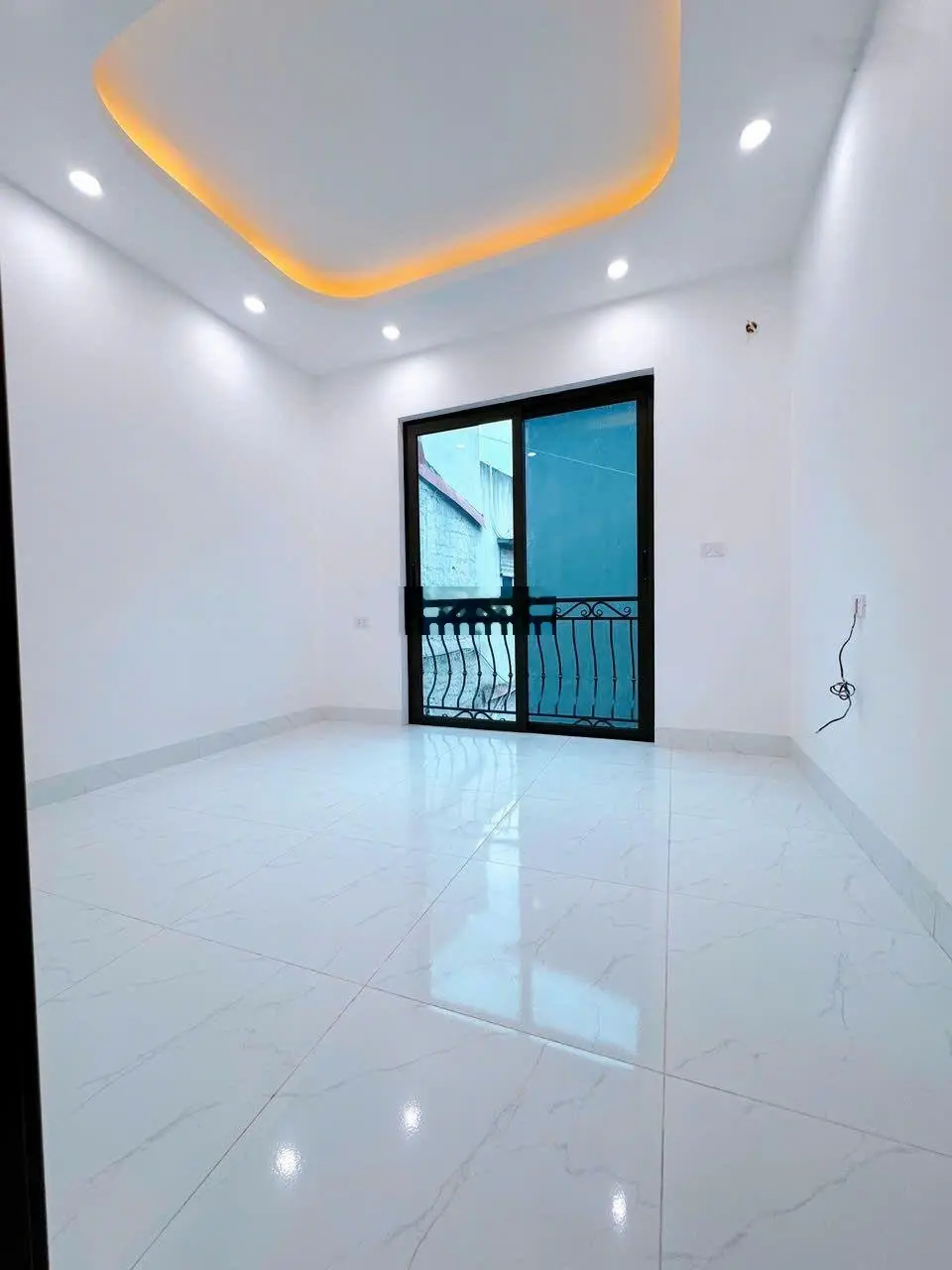 Bán căn 32.6m2x4T, Đông Lao- Đông La, 300 ra vành đai 4