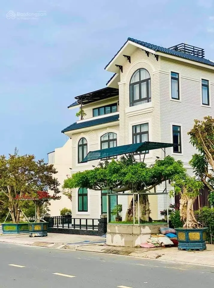 Em Lài chuyên bán đất nền Goldenbay 1 vị trí đẹp, đường 26m giá tốt nhất hiện nay LH: 0908 207 ***