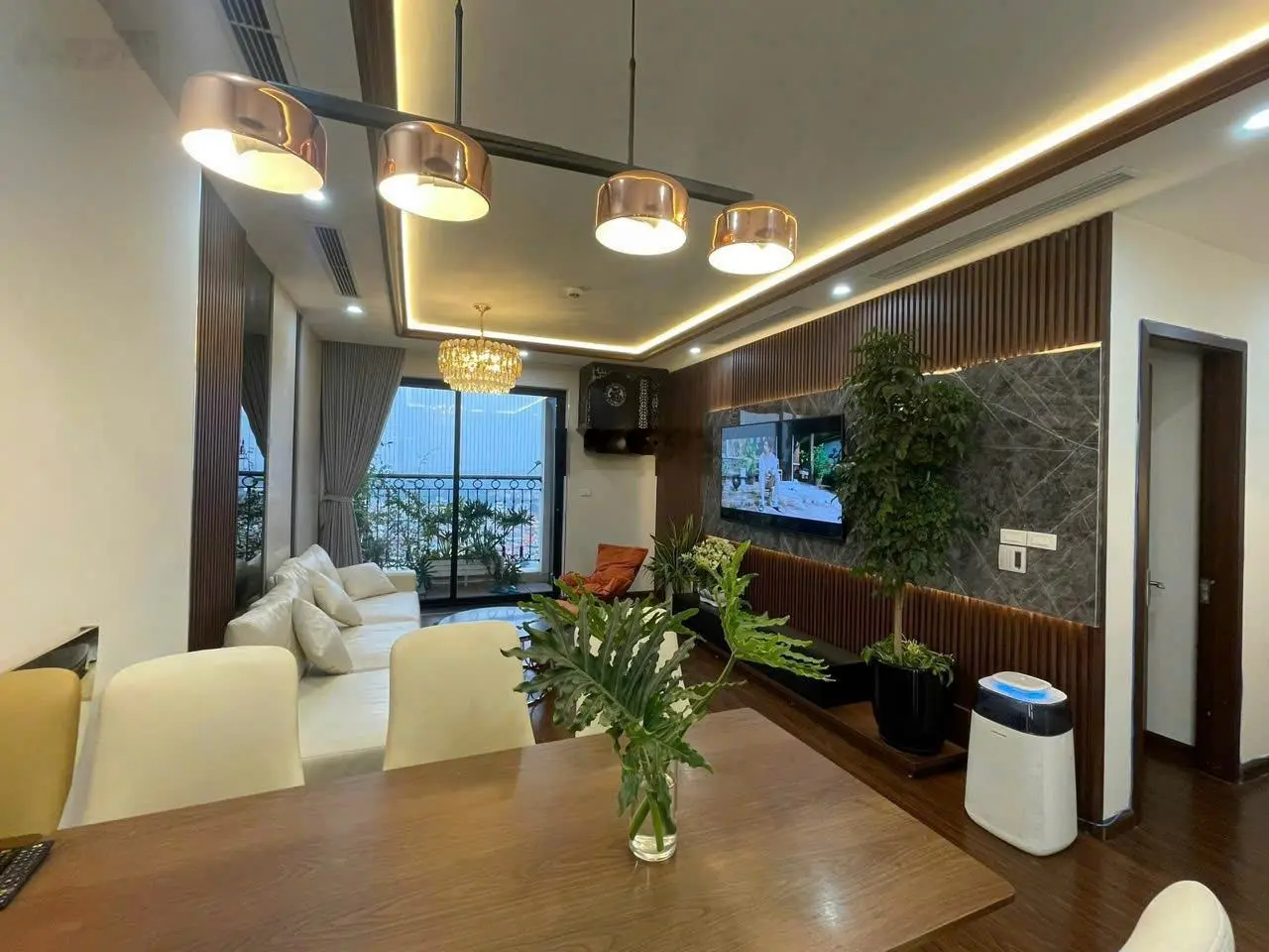 Cần bán căn hộ tại Ecolife Capitol, Giá 5,95 tỷ, 3 ngủ diện tích 101m2, ban công mát mẻ, sẵn sổ