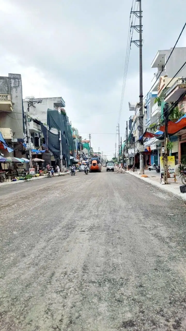 NHÀ 4 TẦNG MẶT ĐƯỜNG LÊ QUÝ ĐÔN GIÁ HƠN 5 TỶ TÍ CỰC ĐẸP ĐỂ KINH DOANH.
