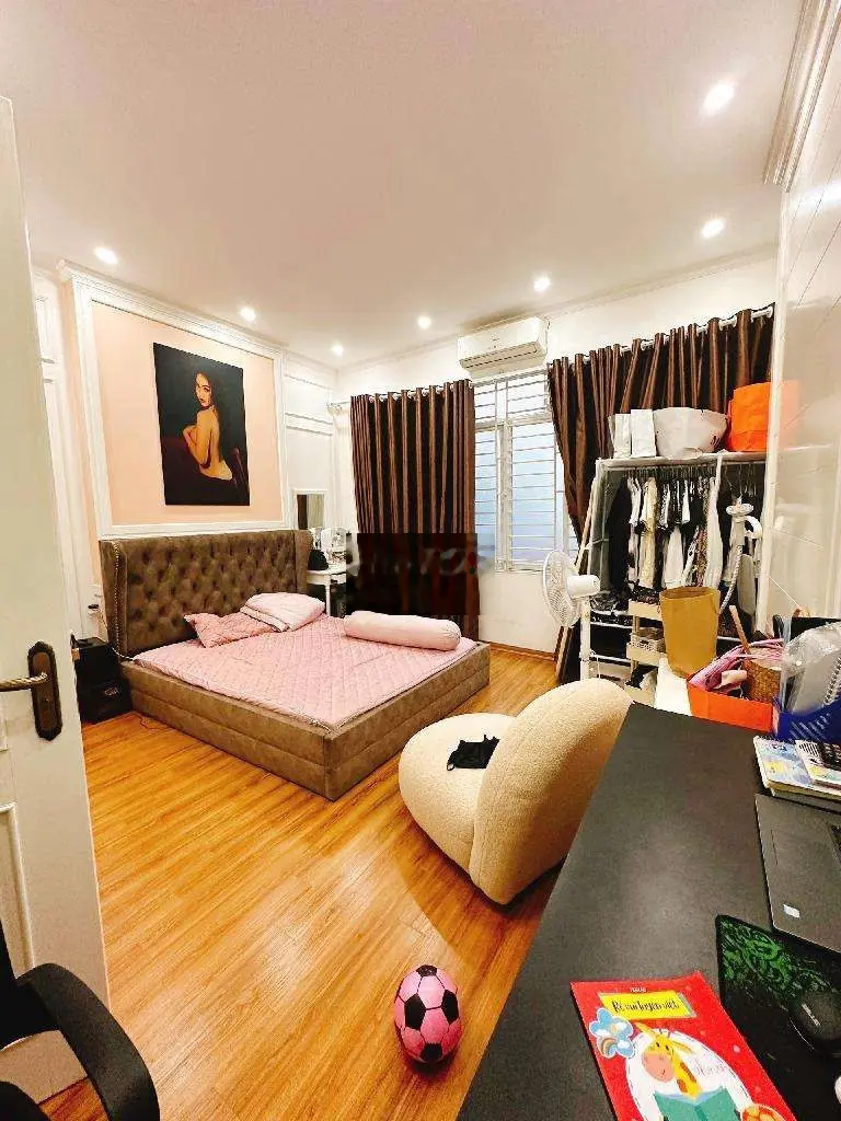 Nhà 33m2 Văn Chương 2, 3 ngủ rộng, thoáng sáng, gần ô tô