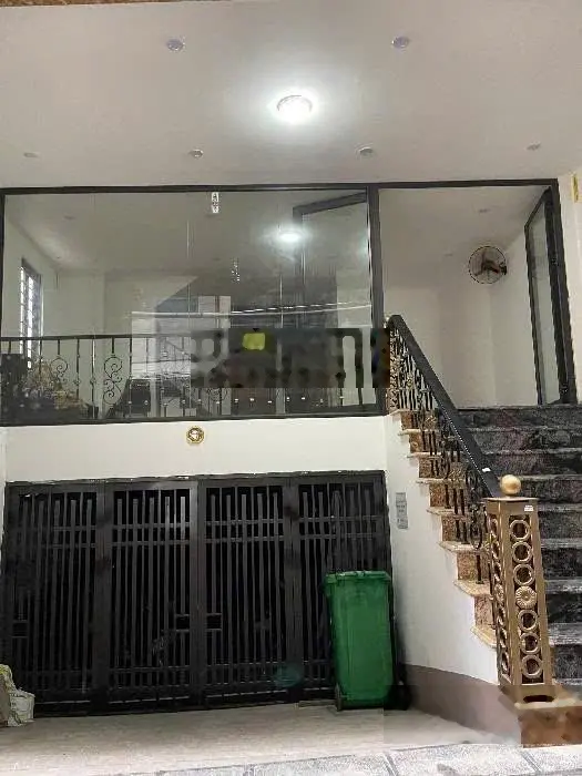 Bán nhà mặt phố đường Thiên Hiền, 31,5 tỷ, 95m2, 30 pn, pháp lý đầy đủ - ô tô đỗ cửa - 10 tầng