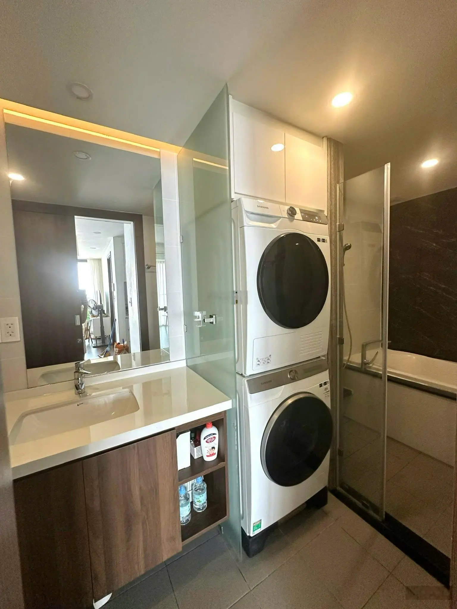 SIÊU PHẨM - ĐỘC QUYỀN căn góc 2006 Hiyori 2PN 66 m2 full nội thất xịn sò, cho thuê 30tr/tháng