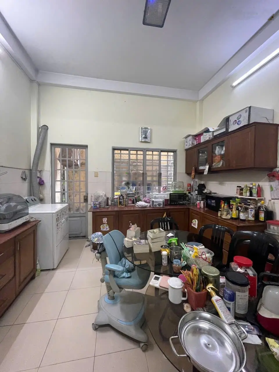 Bán nhà mặt tiền bến bình đông , ngang 4m , nhà sổ hồng riêng hoàn công đủ, Phường 13 Quận 8