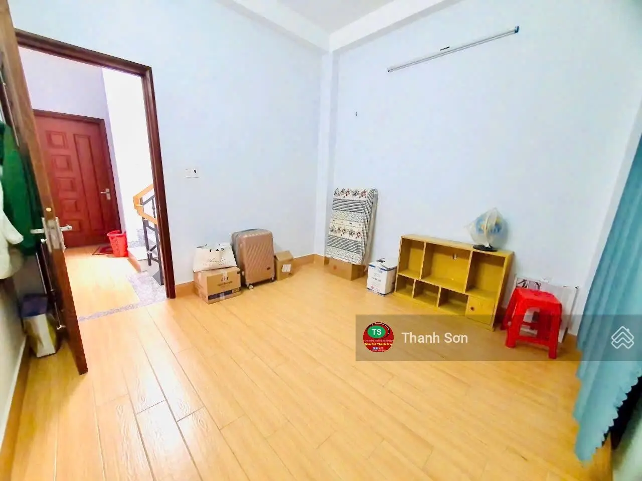 Bán Nhà 4 tầng lầu 5PN sổ hồng riêng đường Lý Thái Tổ