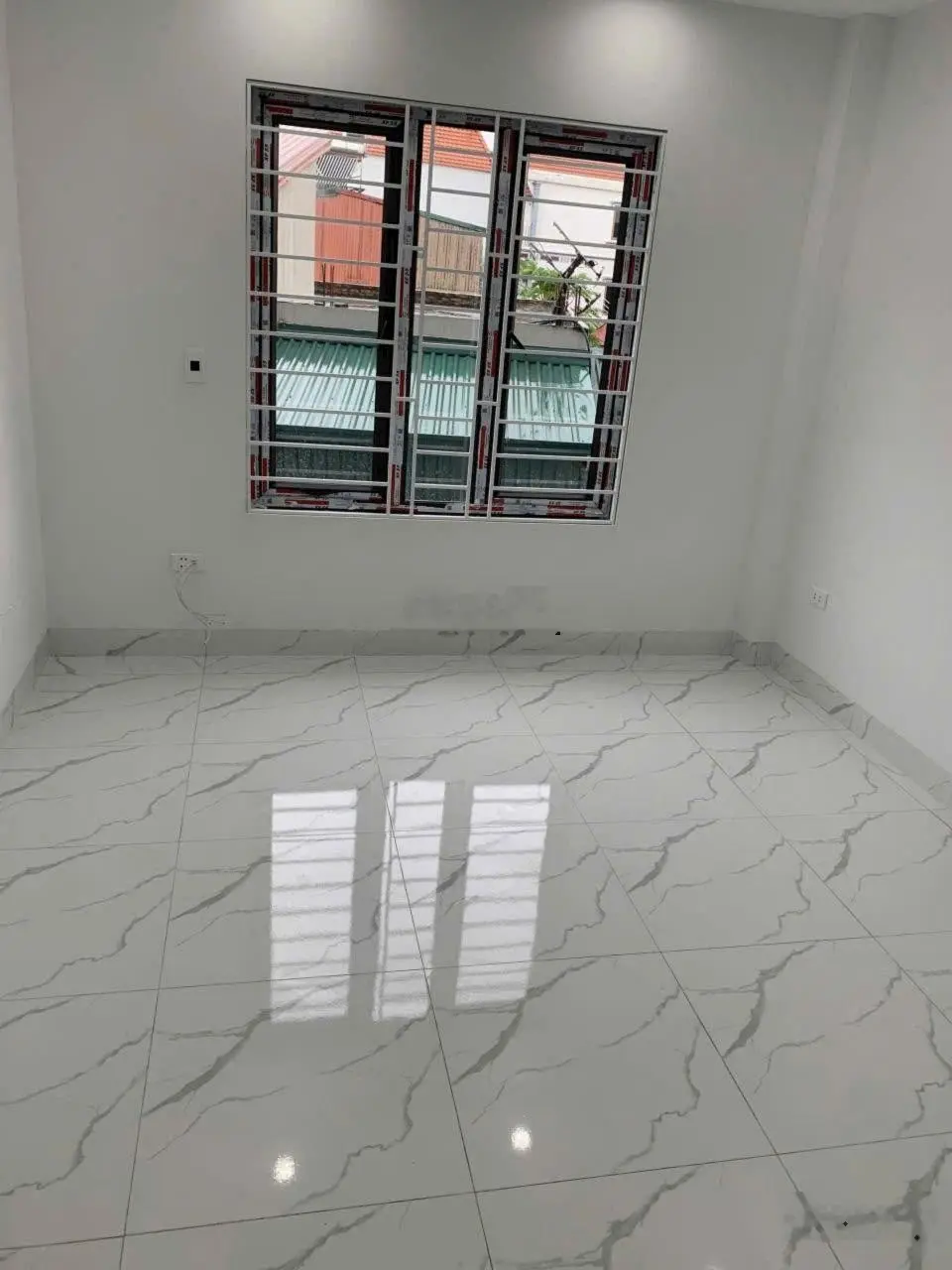 Bán căn lô góc 50m2 x 3T, Độ Chàng, gần cầu Tân Phú, 10 phút ra Penika Tố Hữu