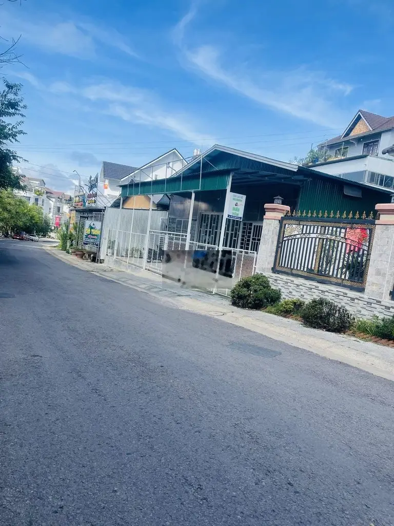 🏡Biệt thự Mặt tiền Yersin Đà Lạt rộng hơn 263m2 đi ra hồ chỉ 3 ph