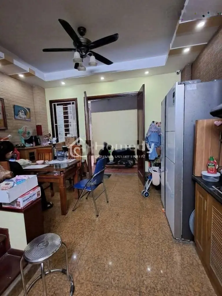 Bán nhà trần bình giá rẻ cam kết thông tin chuẩn, không quy hoạch,40m nhà 5 tầng giá chào bán 6.8tỷ