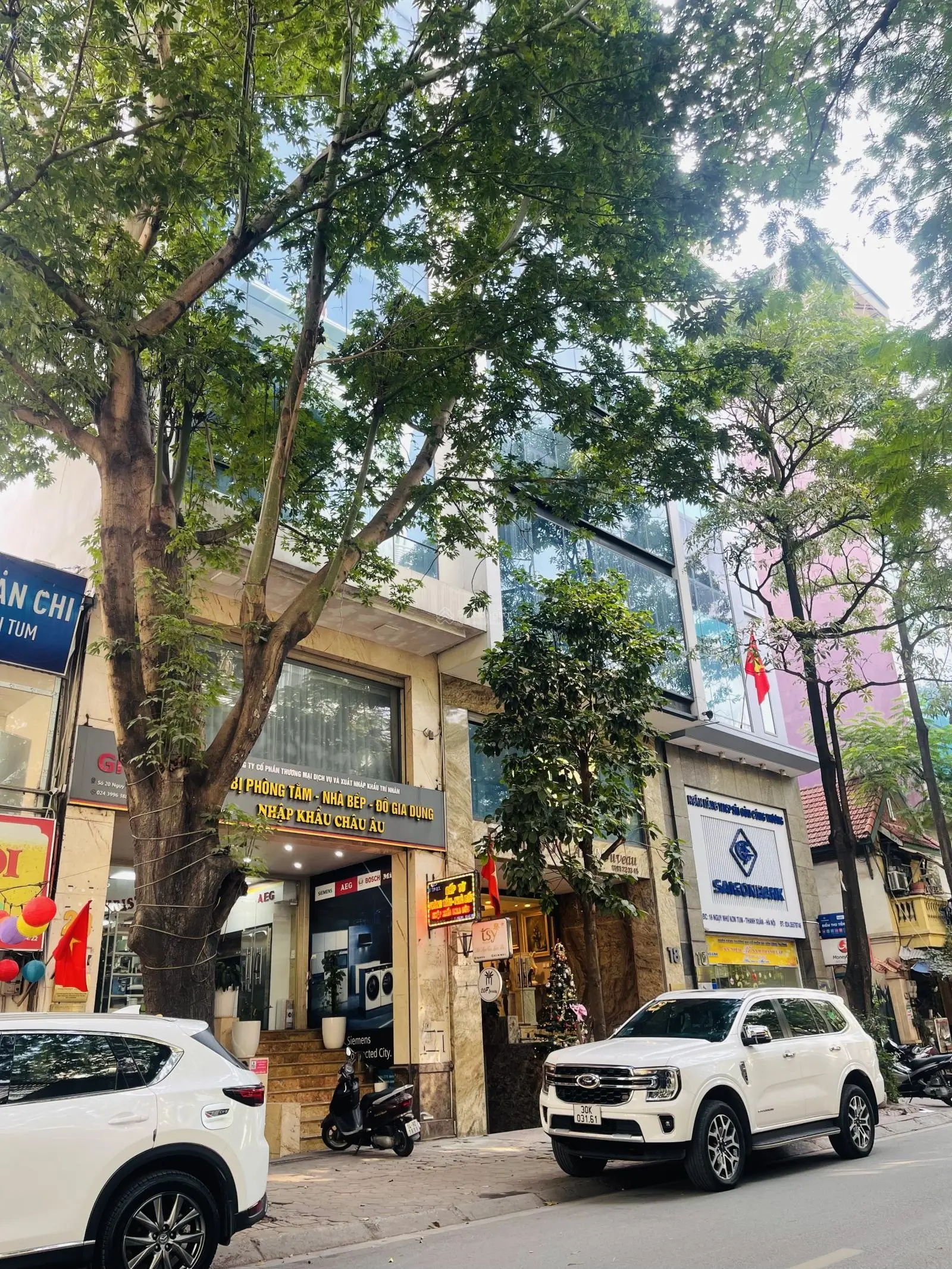 Bán tòa nhà VP 7 tầng mới. Phố Nguỵ Như Kon Tum. DT 68,3m2, MT 7m. Trung tâm khu vip văn phòng