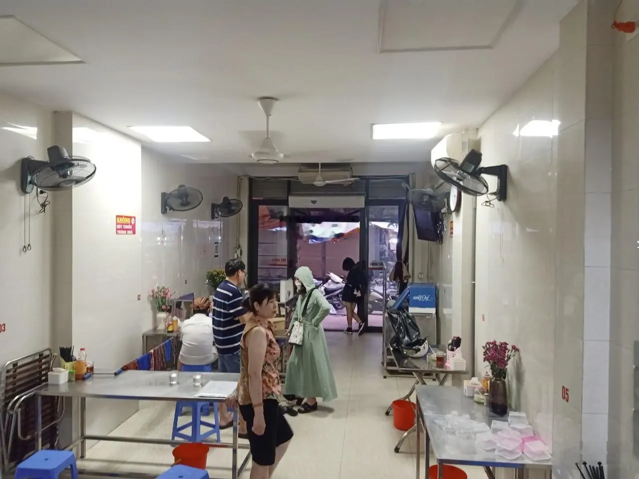 Bán nhà phân lô Tam Trinh DT: 62m2x5T. MT 3.8m, thang máy, vỉa hè, kinh doanh sầm uất. Giá: 16.8 tỷ