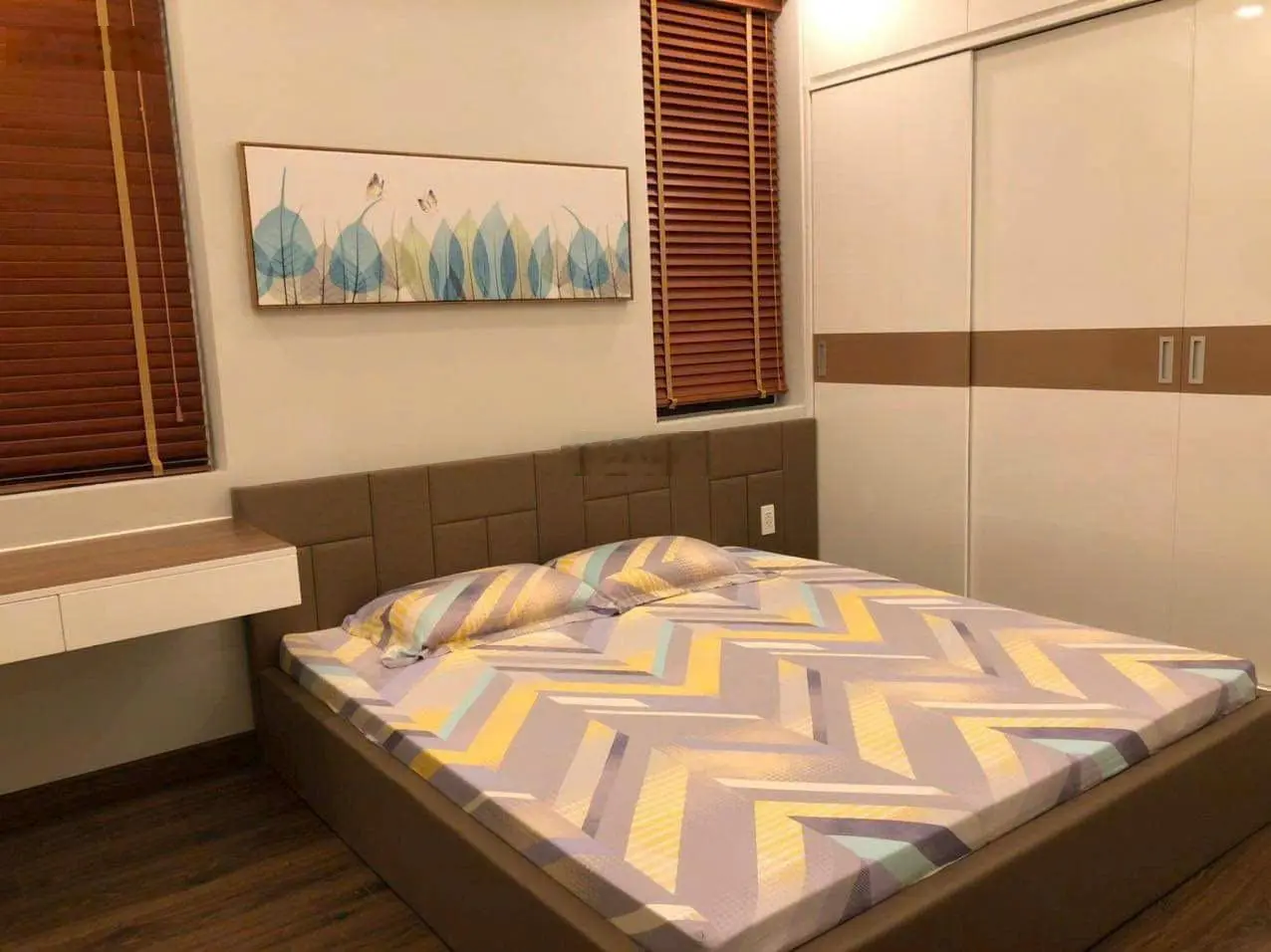Chính chủ gửi bán căn biệt thự song lập Lucasta Villa , diện tích 10x17,5 full nội thất giá 25,5 tỷ