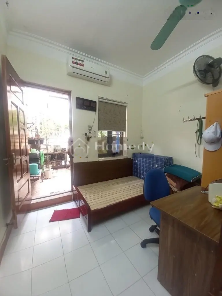 Nhà Bán 3 Tầng, Gần Ô Tô, Nhiều Tiện Ích – Làng Văn, Thanh Liệt, Cạnh Linh Đàm