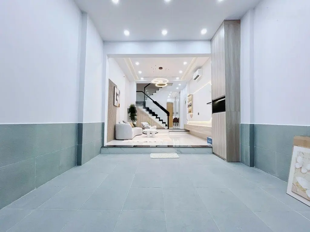 Ngộp NH! Sở hữu nhà 4 tầng MT đường số Tân Quy gần trường Lê Thánh Tôn - Mai Văn Vĩnh - Lâm Văn Bền