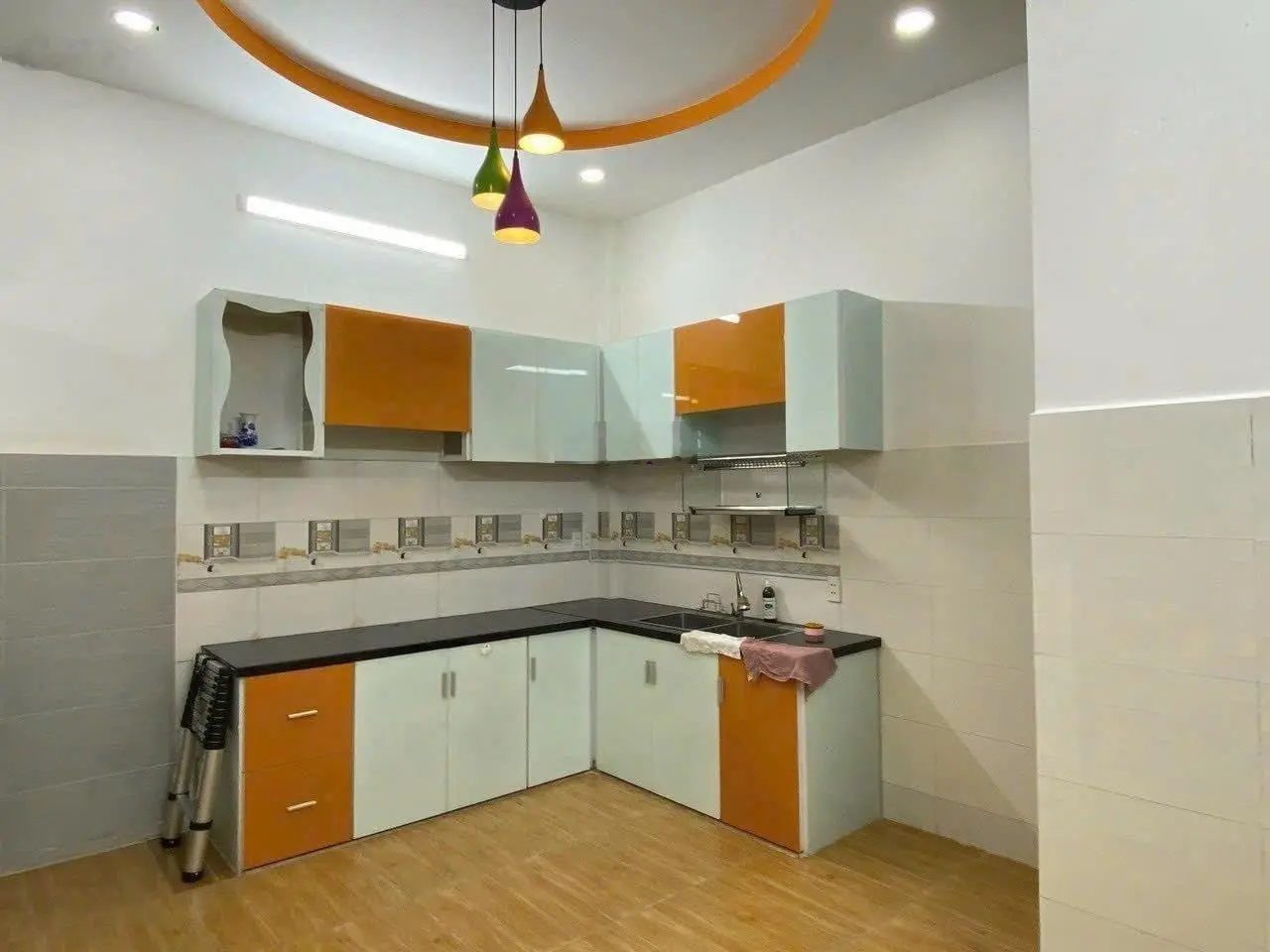 Anh Tâm bán nhanh nhà 29,9m2 Đ. Đội Cung, Q11, gần chùa Khánh Vân, SHR, LH 0764 820 *** Thu
