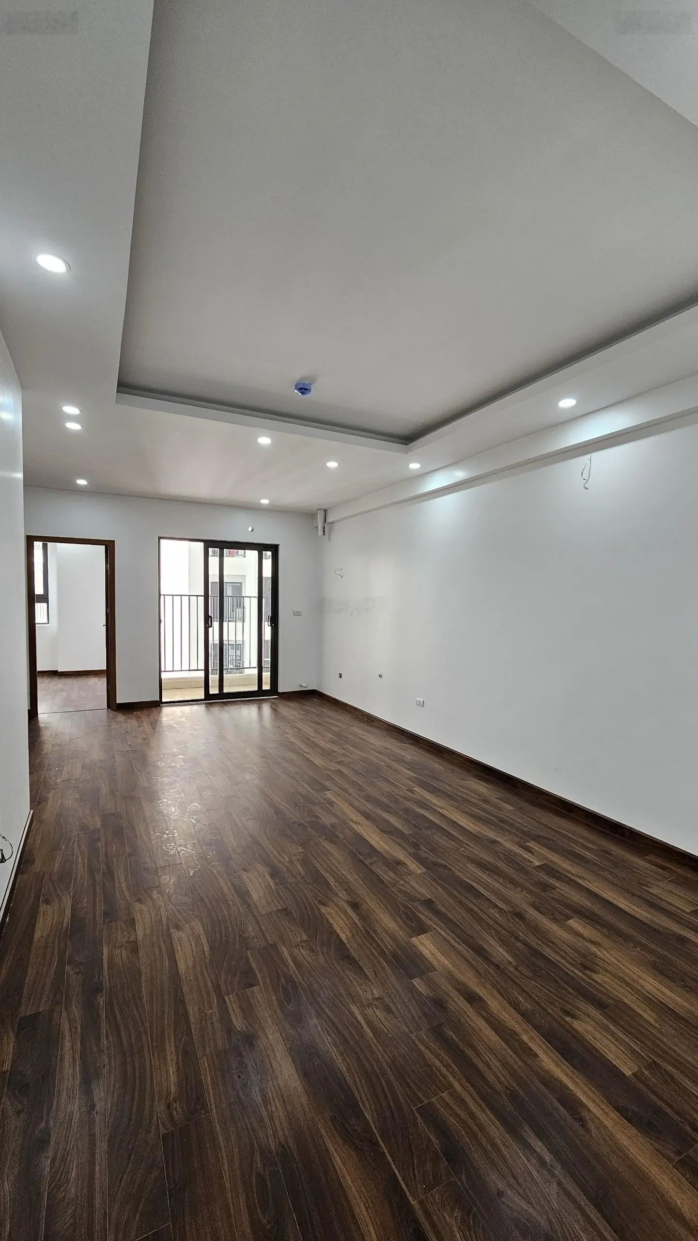 Gia đình cần bán gấp căn hộ 2PN đẹp nhất hướng đẹp dự án Tecco Elite City