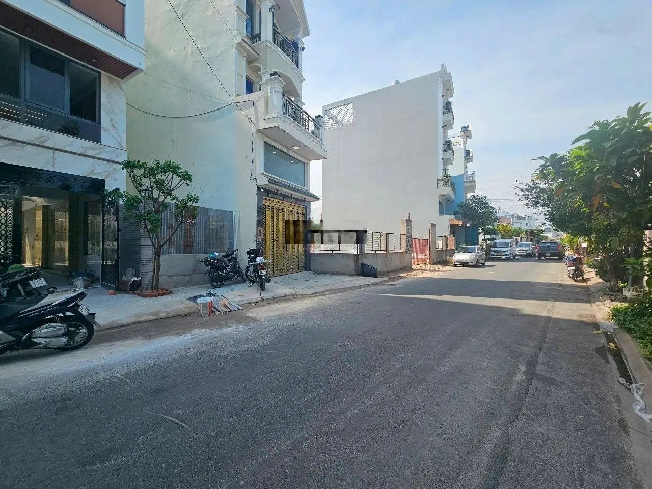 Biệt thự phố 7m x 15m. 5 tầng thang máy mặt tiền đường 12m Tân Chánh Hiệp