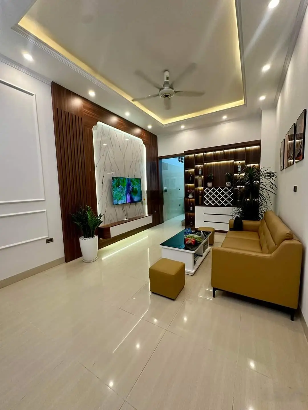 Bán nhà 46/50m2 x 4m x 5 tầng lô góc, ngõ 3m thoáng, nhà đẹp ful nội thất, Q. Thanh Xuân nhỉnh 8 tỷ