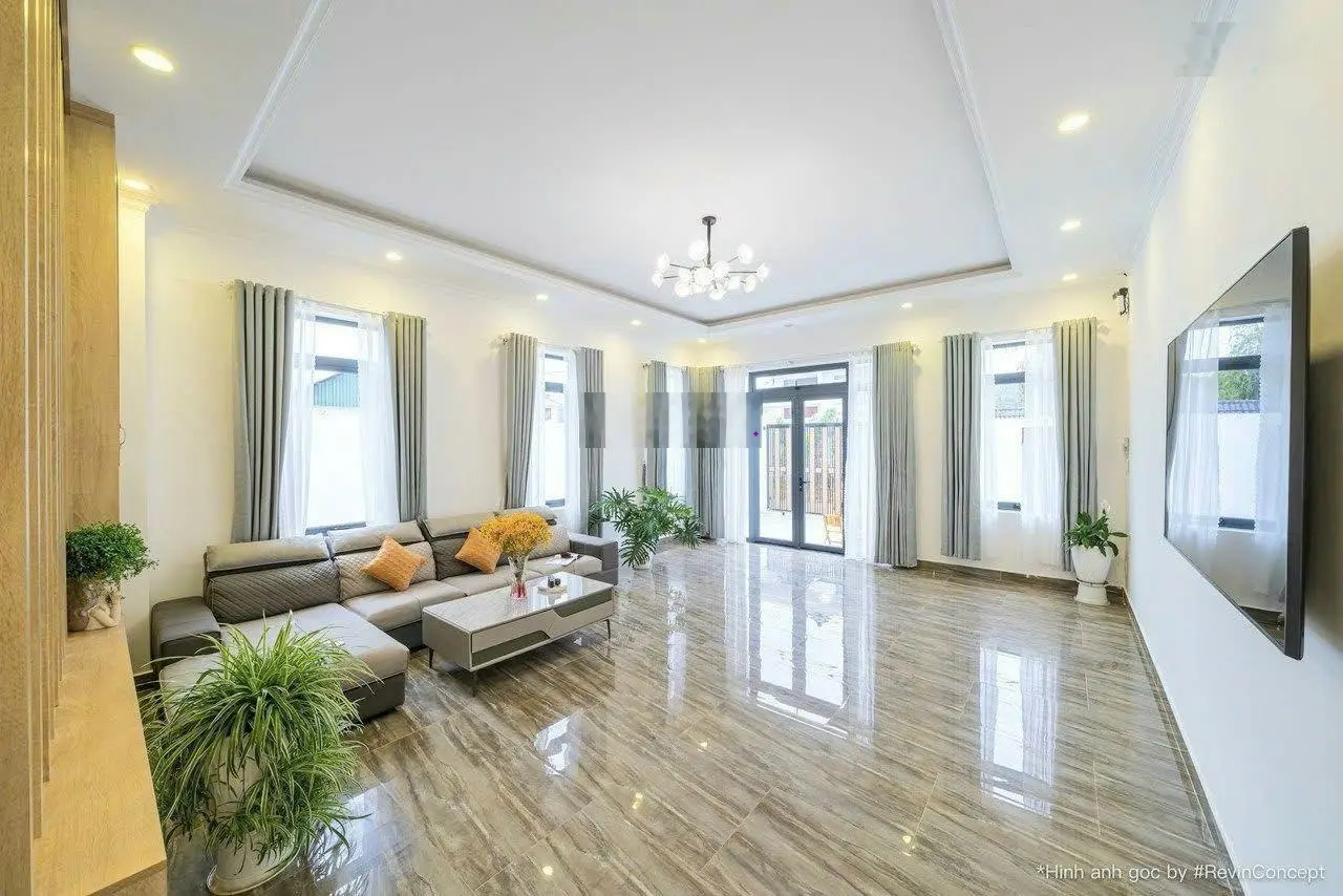 Bán villa view đẹp ngay khu An Sơn - cách trung tâm chỉ 2km - 212.2m2