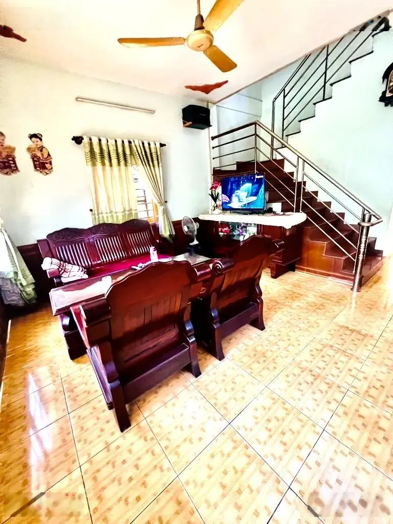 Chủ nhiệt bán gấp biệt thự sân vườn 2 tầng - 4 mặt tiền - ngay trung tâm Hiệp Bình Phước, Thủ Đức