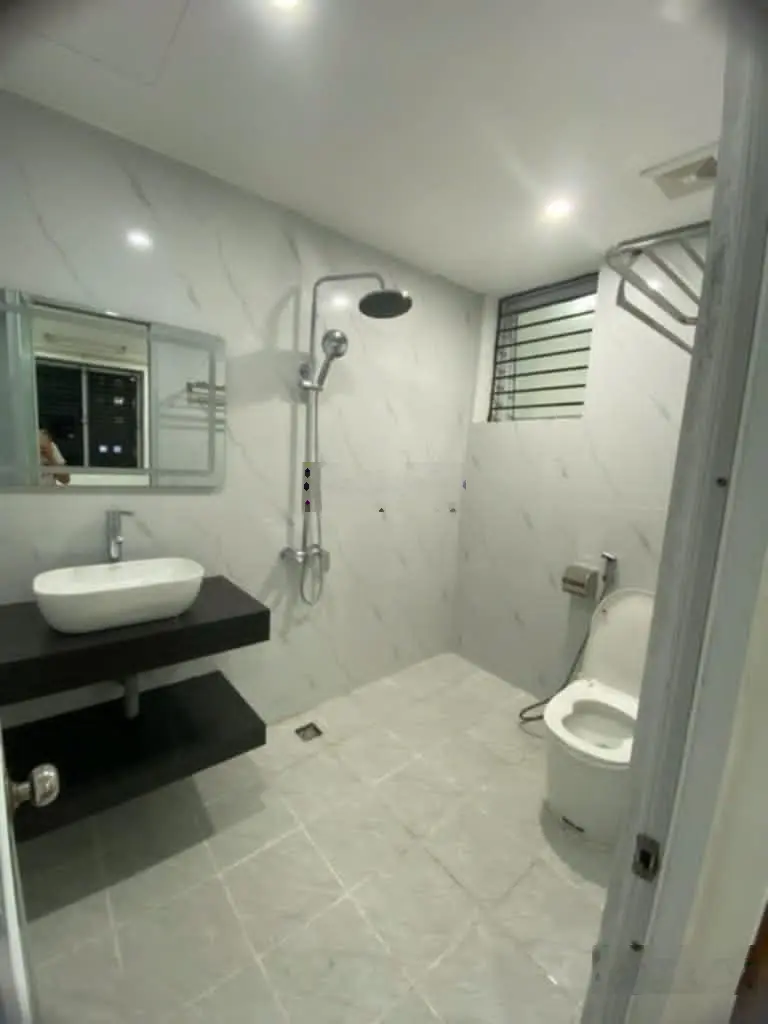 Siêu phẩm nhà đẹp cổ nhuế -bắc từ liêm mặt ngõ 3 ô tô tránh thang máy dt *65m* 6t* giá 17.8 tỷ*