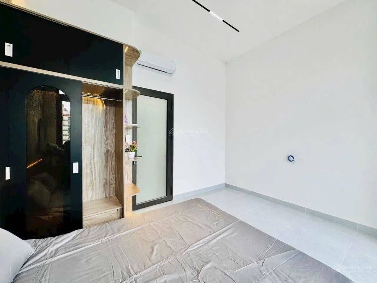 Bán nhà 1 trệt 1 lầu đường Nguyễn Kiệm Phường 4 Quận Phú Nhuận, DT: 40m2/2 Tỷ 550 công chứng nhanh